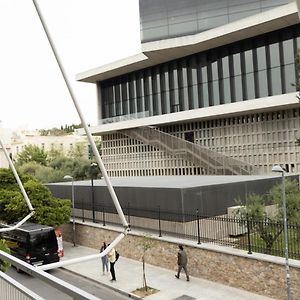 Spacious High-Ceiling 2-Bedroom By Acropolis Museum