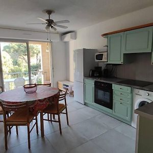 Appartement à 2 Chambres à Coucher