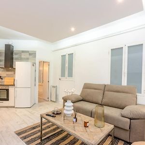 For Your Rentals Titulo Moderno Y Elegante Apartamento Temporal En Barrio Ibiza Men30