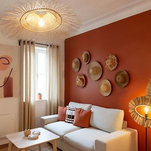 Appartement à 2 Chambres à Coucher