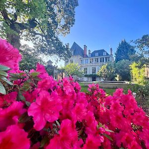 Demeure De Flore - Hotel Particulier Au Coeur De Brive Comprenant 8 Appartements De Charme