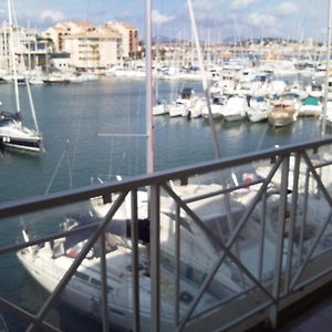 Port Frejus Cap Hermes Vue Mer Et Port Pieds Dans L'Eau Piscine Pkg