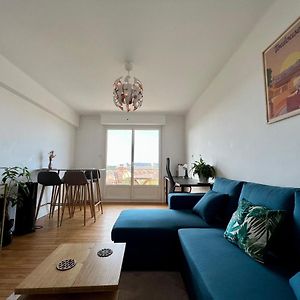 Appartement à 2 Chambres à Coucher