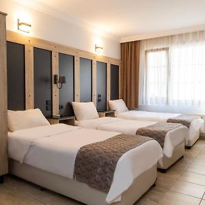 Chambre Standarde Triple