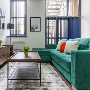 Appartement à 3 Chambres à Coucher