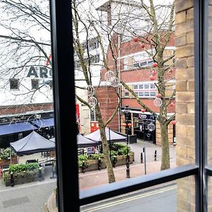 Stylish One Bedroom Apartment In Birmingham City Centre