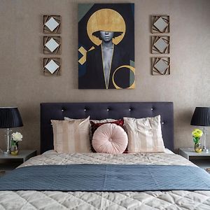 Luxurious Art Deco Residence In The Heart Of Budapest