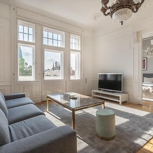 Appartement à 2 Chambres à Coucher