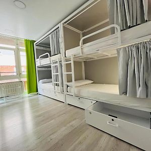 Dormitory Room Mixed