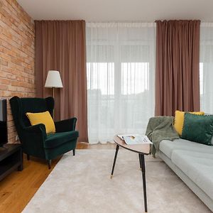 Appartement à 2 Chambres à Coucher
