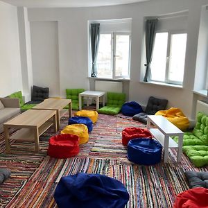 Dormitory Room Mixed