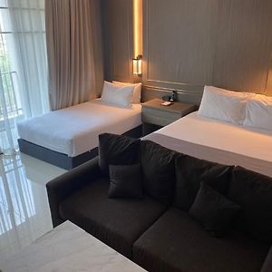 Chambre Familiale Classique Lit King-Size
