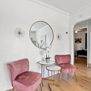 Comfy & Updated Apartment Centrally Located Minutes Away From Everything!
