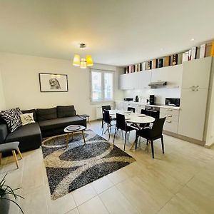 Appartement à 2 Chambres à Coucher