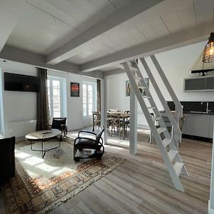 Appartement à 3 Chambres à Coucher