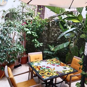 Casa Sicana