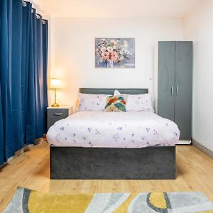 Birmingham City Centre Apartment Room Near China Town