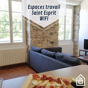 Appartement à 2 Chambres à Coucher