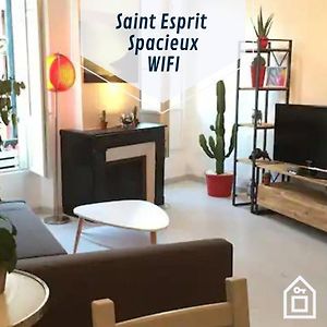 Appartement à 2 Chambres à Coucher