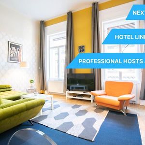 Freeparking - Great Synagogue Apartment, 2 Bedroom, 5 People ,Wifi, Ac