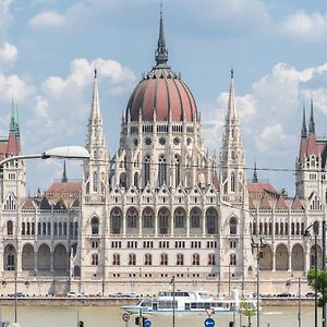 Jet Setter Apartment Budapest