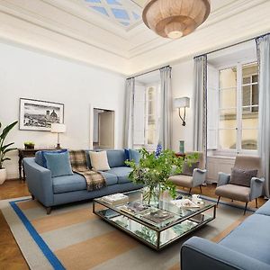 Appartement à 3 Chambres à Coucher