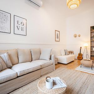 Sassy Lee Apartment