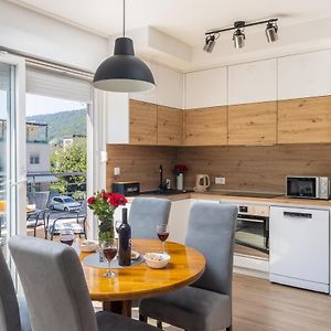 Appartement à 2 Chambres à Coucher