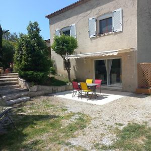 Le Clos Des Lauriers