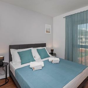 Luxury Apartment N&P