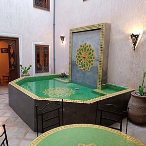 Riad Dar Naai Privatif 3 Chambres 6 Personnes Place Jemma El Fna