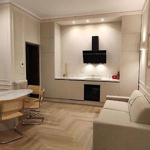 Marcora 6 G Luxury Living