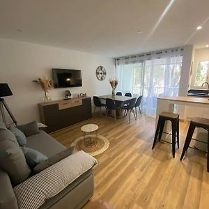 Appartement à 2 Chambres à Coucher