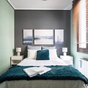 Appartement à 3 Chambres à Coucher