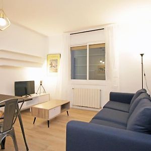 Bebarceloner Eixample Apartments - 2 Bedrooms
