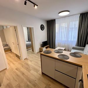 Appartement à 2 Chambres à Coucher