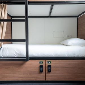 Dormitory Room Mixed