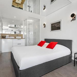 Village Naturiste R4N- Le Cerise Port Nature 5 Coursive