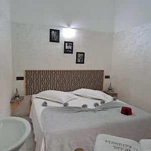 Chambre Standarde Lit King-Size