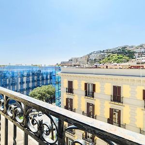 Parthenope, La Casa Sul Lungomare Nel Centro Di Napoli