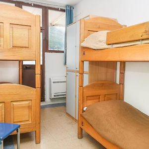 Dormitory Room Mixed