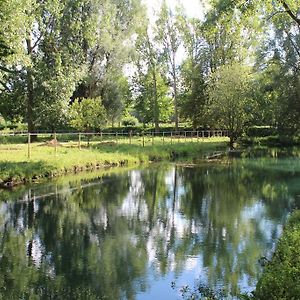 Chambres d'hôtes Les Ecuries de La Source