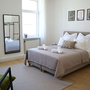 Bloom - Modern One Bedroom Apartment