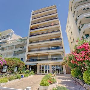 New Listing - Amazing Beach Views, 1-Bed Apt