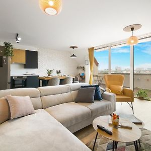 Appartement à 2 Chambres à Coucher