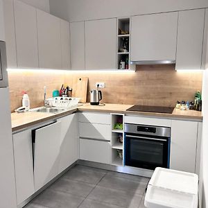 Appartement à 3 Chambres à Coucher