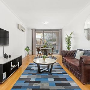 A Comfy Studio For 5 Next To Darling Harbour