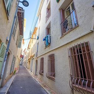 New - 1 Bed Apt Central Antibes