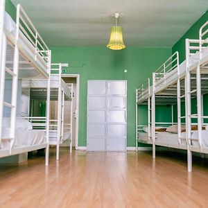 Dormitory Room Mixed