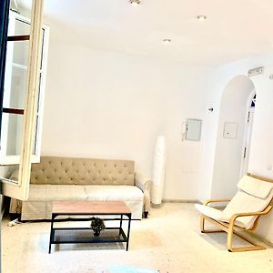 Liam Studio In Sevilla Centric